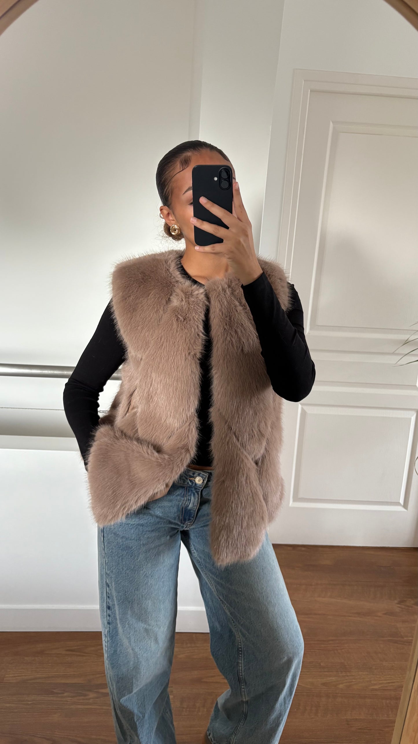 Fausse fourrure sans manches